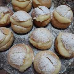 A picture of Miguelitos / Pancitos de Leche♥.