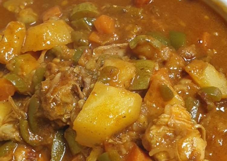 إيدام دجاج بالخضار 🥔🥕🍗🥘