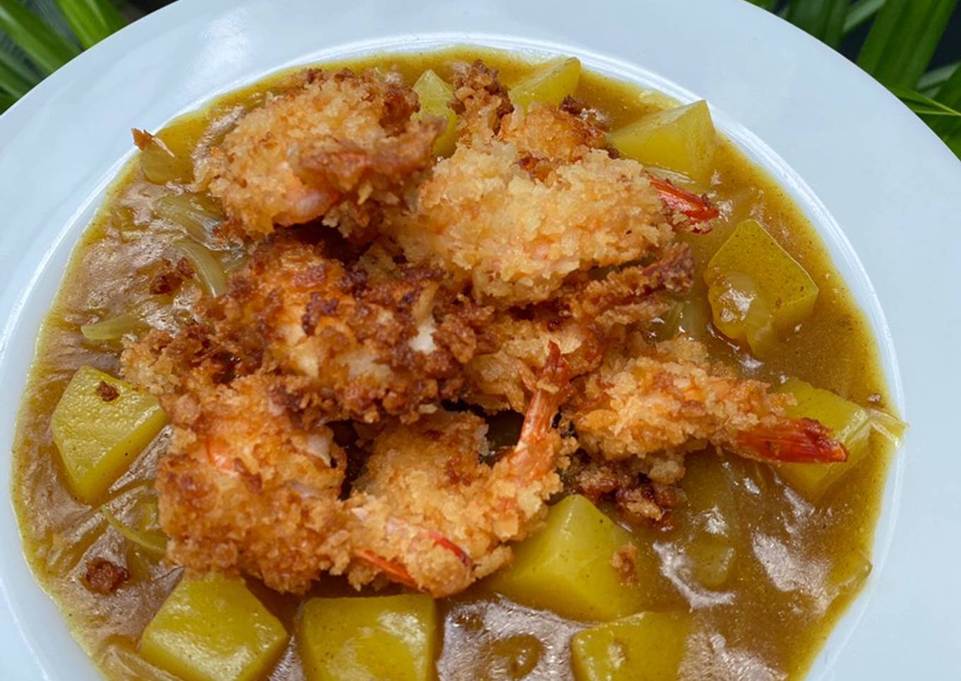 Shrimp katsu and curry sauce