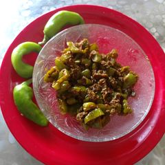 A picture of Mirchi pickle.