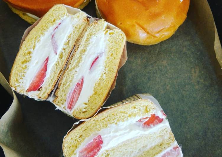 How to Make Perfect Strawberry creamy buns