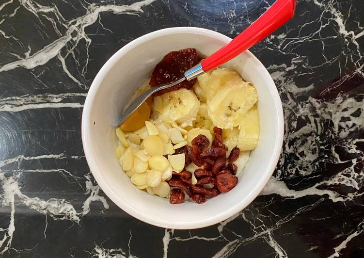 Bumbu Peanut Butter and Jelly Oatmeal 🥜🍓 | Cara Masak Peanut Butter and Jelly Oatmeal 🥜🍓 Yang Mudah Dan Praktis