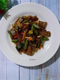 Foto resep Oseng kikil pedas