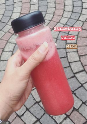 Foto resep Jus strawberry mix jambu
