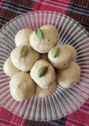 ઇન્સ્ટન્ટ શીંગ લાડુ રેસીપી મુખ્ય ફોટો