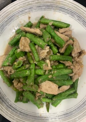 รูปของ หมูกะปิผัดถั่ว