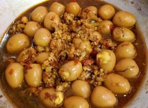 Foto resep Tumis telur puyuh dan bunga koll