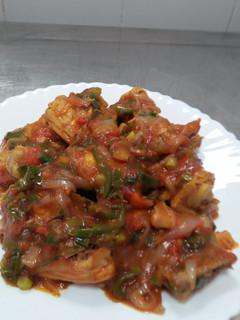 A picture of Wet fry chicken.