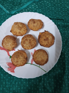 சுஜி (ரவை) அப்பம் (rava appam Recipe in Tamil) செய்முறை முக்கிய புகைப்படம்