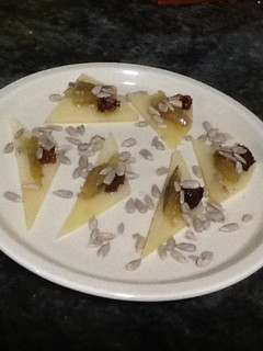 Una foto de Queso manchego con "capellanet"