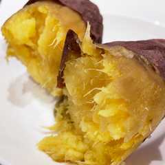 A picture of Easy Sweet Baked Sweet Potatoes in the Air Fryer.