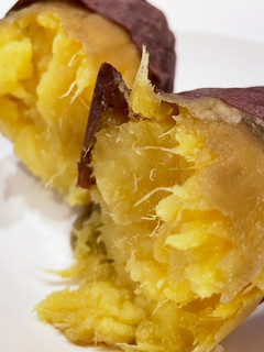 A picture of Easy Sweet Baked Sweet Potatoes in the Air Fryer.