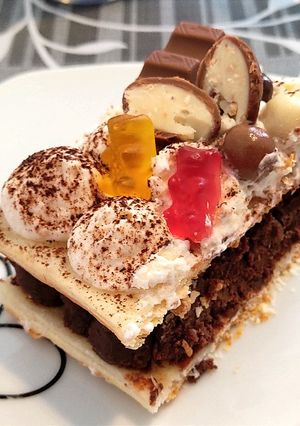 Una foto de Tarta de hojaldre dos sabores