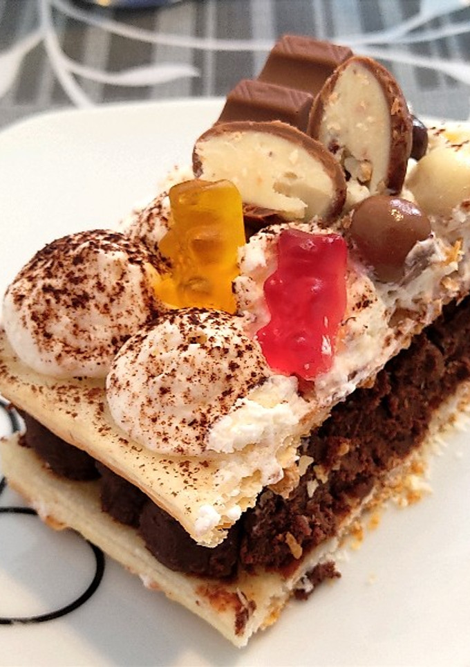 Una foto de Tarta de hojaldre dos sabores