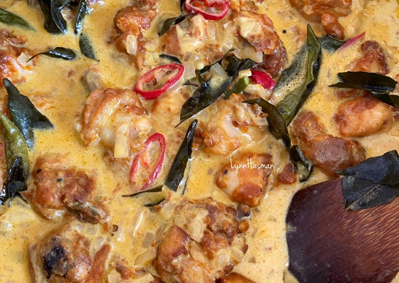 Krim ayam dengan mentega dan susu