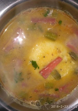 A picture of Sambar(with IDLI).