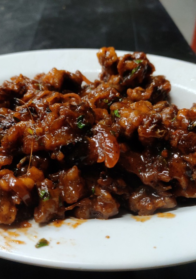 மஷ்ரூம் மஞ்சூரியன் (mushroom manjurian recipe in Tamil) செய்முறை முக்கிய புகைப்படம்
