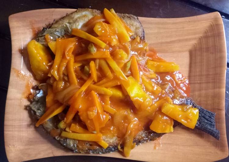 Cara membuat Ikan Nila goreng saos asam manis yang nikmat dan Mudah Dibuat