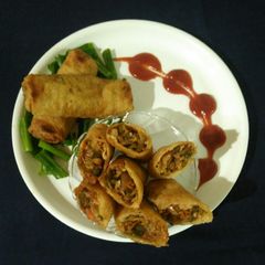 Veg spring roll A picture of Veg spring roll.