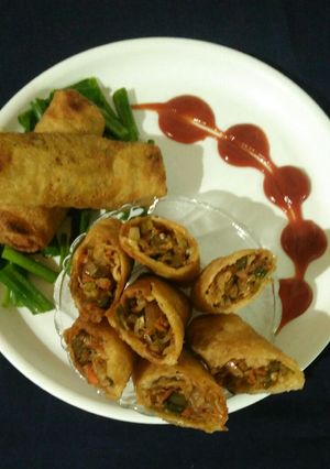 A picture of Veg spring roll.