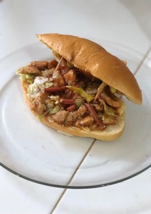 Una foto de Sándwich de pollo ranchero