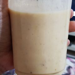 A picture of Banana Orange Smoothie.