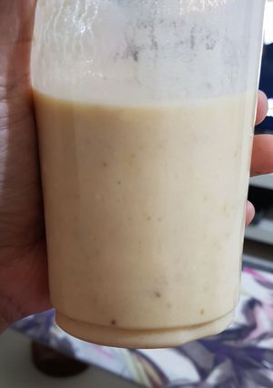 A picture of Banana Orange Smoothie.
