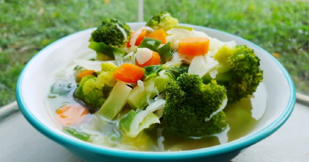 Resep Sayur Bening Brokoli & Wortel Oleh Marlina Rosa - Cookpad
