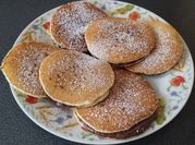 Una foto di pancake con la nutella