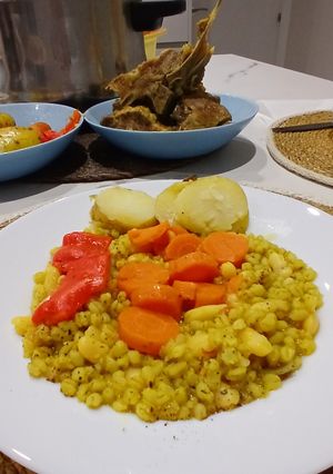Foto principal de Guiso rústico de Ternera a las especias de Tajine con Trigo mote y Alubias blancas
