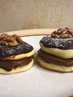 Una foto de Alfajores de maicena facilísimos paso por paso (fécula y harina)