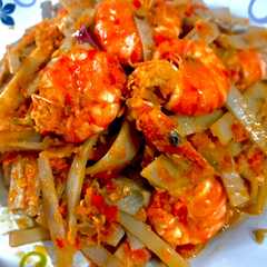 รูปของ Balado Kulit Singkong with Udang 😁