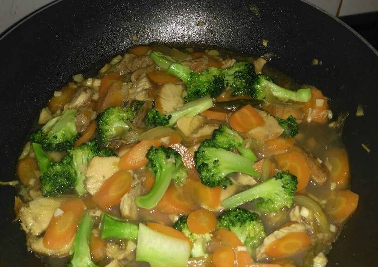  Resep  Cah Brokoli  wortel Ayam  oleh Novi18juwita Cookpad