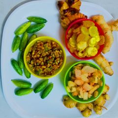 A picture of Mixed Pickles.
