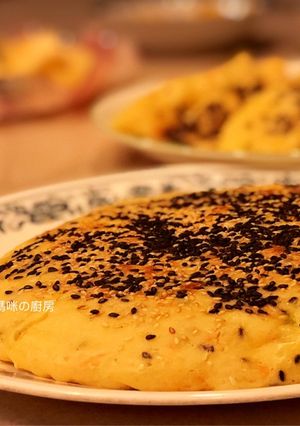 A picture of Pan-Fried Rice and Wheat Flatbread.