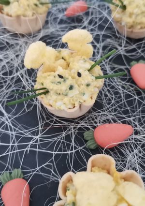 Une photo de Mixture d'œufs en guise de nid