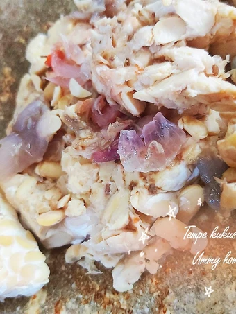 Langkah Gampang Membuat Resep Tempe kukus sambal #diet yang Lezat Sekali Anti Ribet, Mantap Sekali