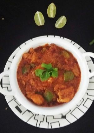 A picture of Karahi(Kadhai) Chicken.