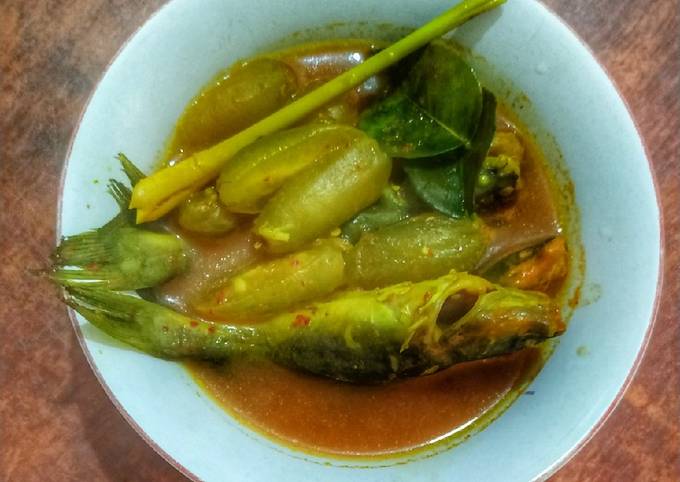 Resep Asam Pedas Ikan Baung Oleh Adek DM Ayu - Cookpad