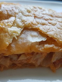 Una foto de Empanada de atún