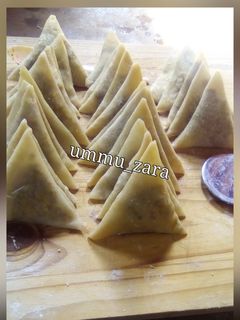 Nadin samosa (folding) ainihin hoton girkin