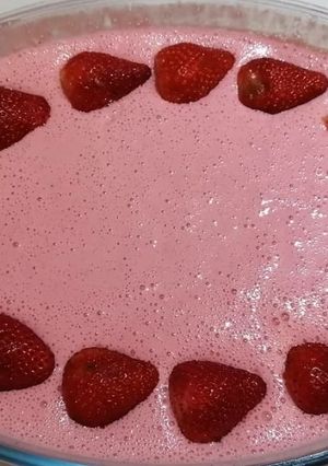 Una foto de Mousse de frutilla