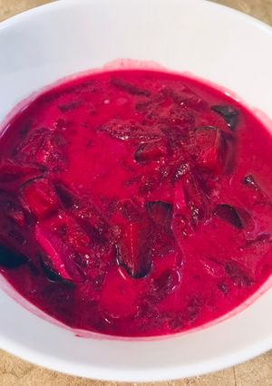 A picture of Holodnik cold soup.