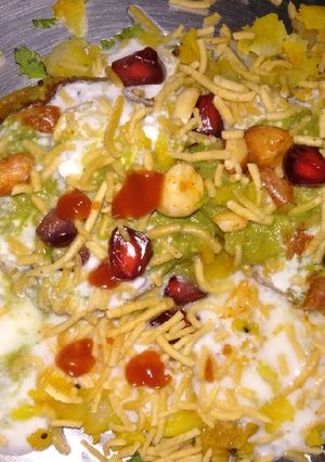 A picture of Raw banana & sweet potato tikki chaat.