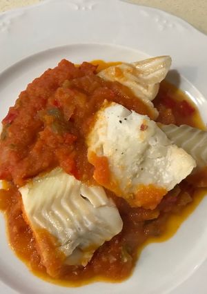 Foto principal de Bacalao al horno con tomate casero