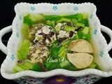 Canh cải ngọt nấu mọc và bò viên