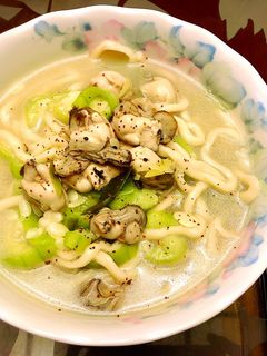 絲瓜蛤蜊蚵仔拉麵 的食譜成品照片
