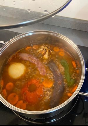 Una foto de Lentejas con chorizo y morcilla