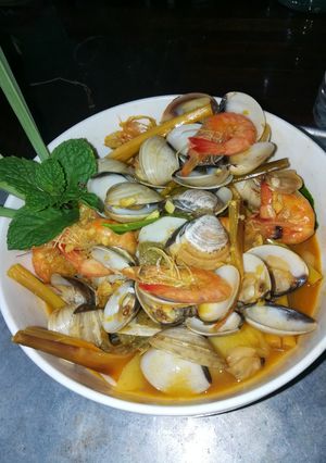 Hình của món Ngao hấp chua cay.
