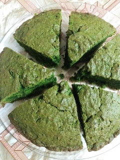 عکسی از دستور کیک اسفناج
